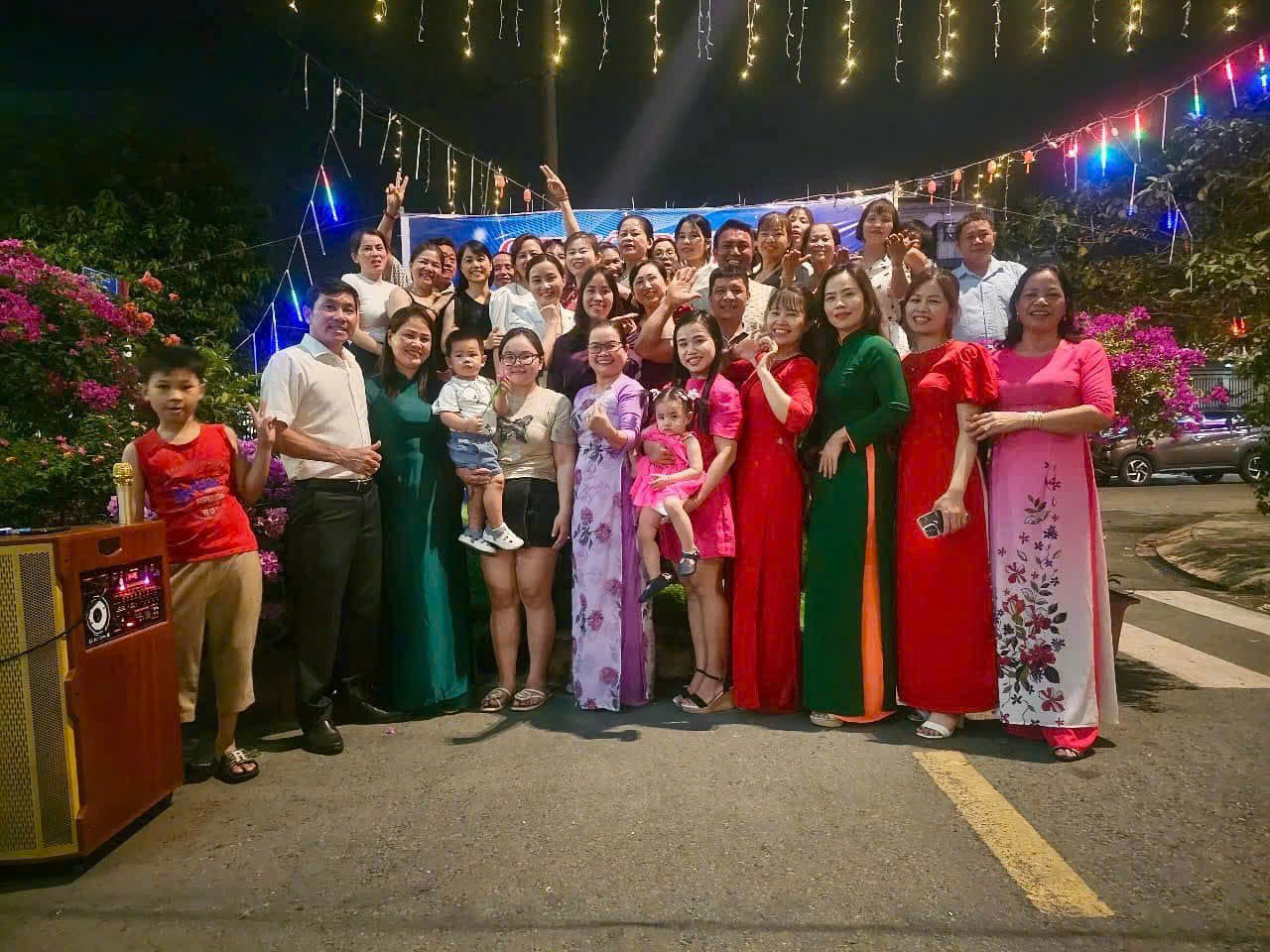 Dáng đẹp, da xinh – Phụ nữ  khu dân cư  Phú Mỹ Hiệp, DĨ AN, BÌNH DƯƠNG